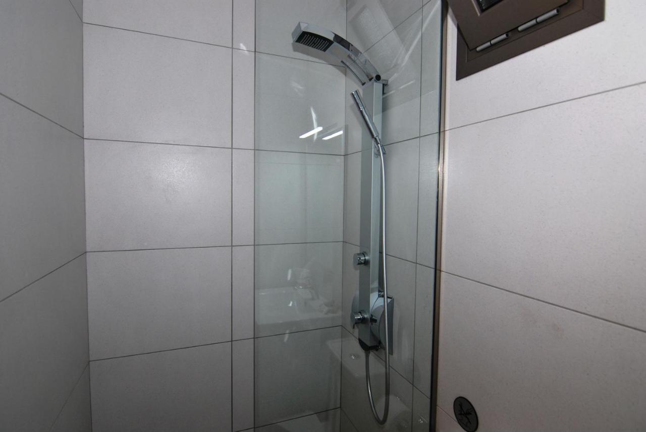Brand New Cozy Basement Apartment Argostoli  Exterior foto